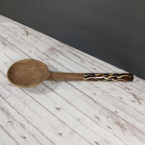 Batik Bone Inlay Hand Carved Wooden Serving/Salad Spoon Kenya Africa 12.5" - Picture 3 of 8
